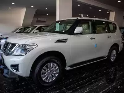 Nouveau Nissan Unspecified À vendre au Doha #8140 - 1  image 